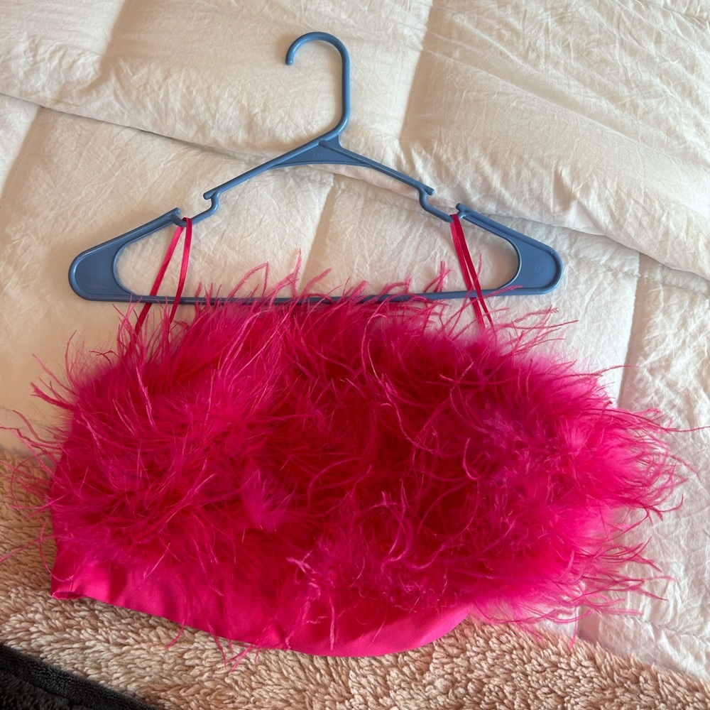 Brand new pink feather crop top!!